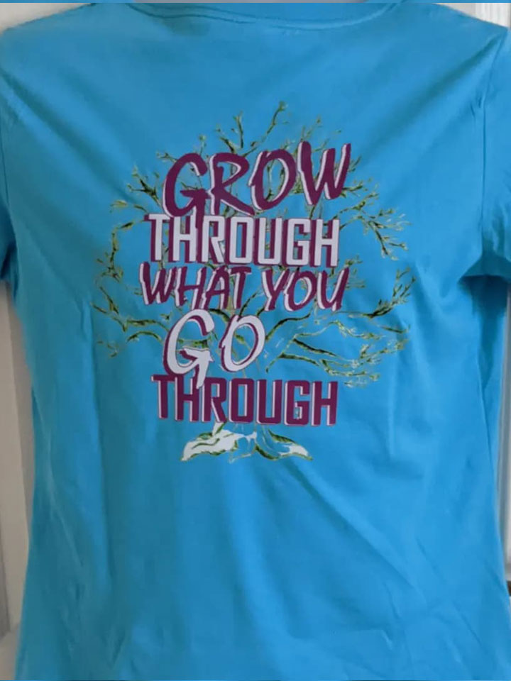 QUE CREW T-SHIRTS